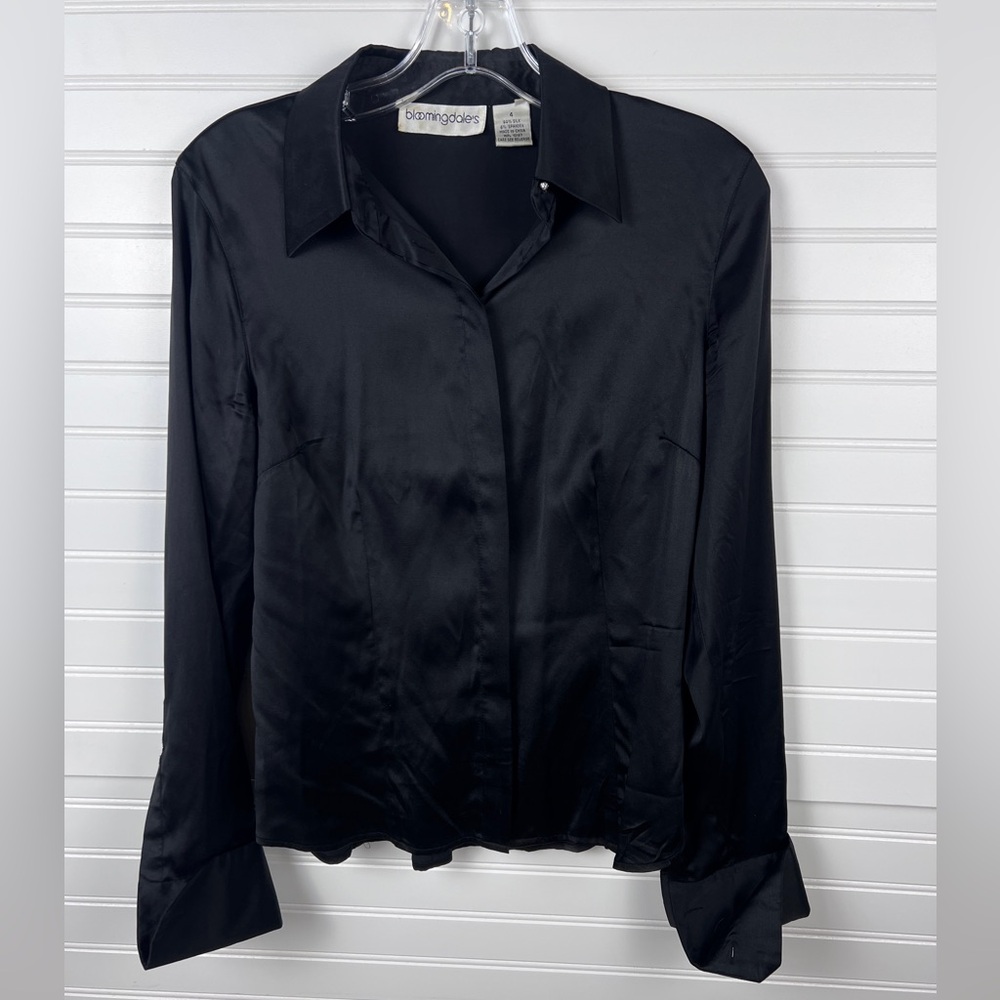 VINTAGE Bloomingdale’s Silk Button Up Blouse